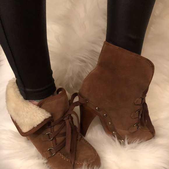Guess booties - Picture 3 of 3